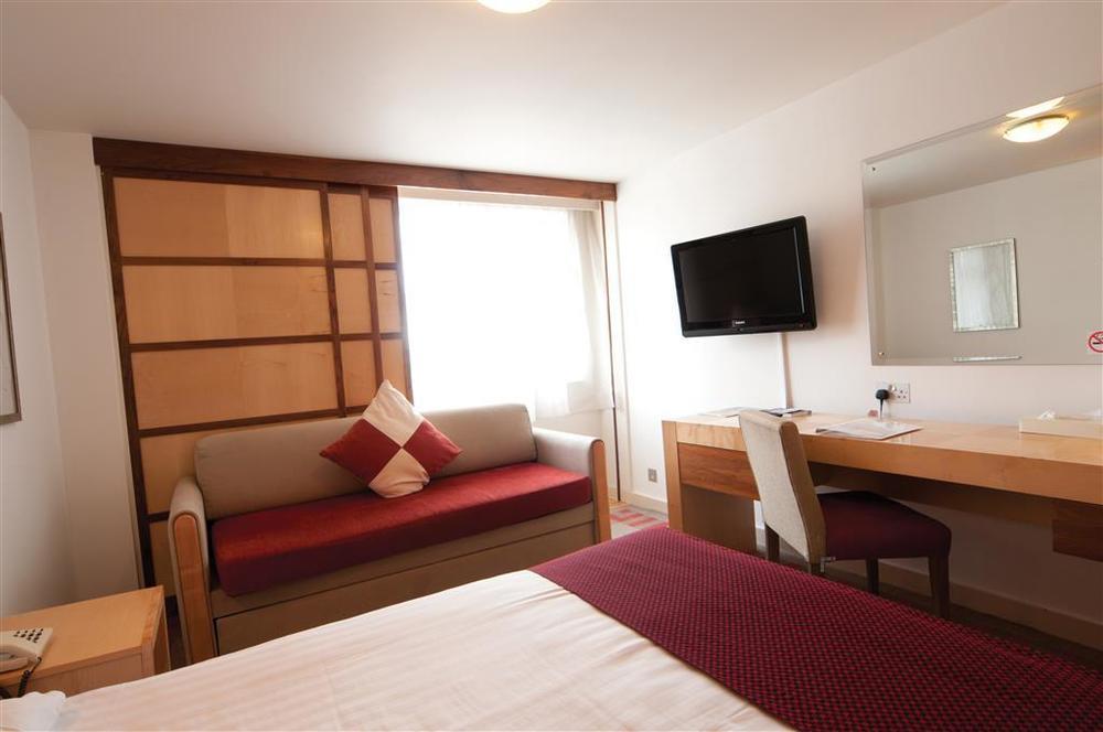 The Bell Hotel Epping Cameră foto