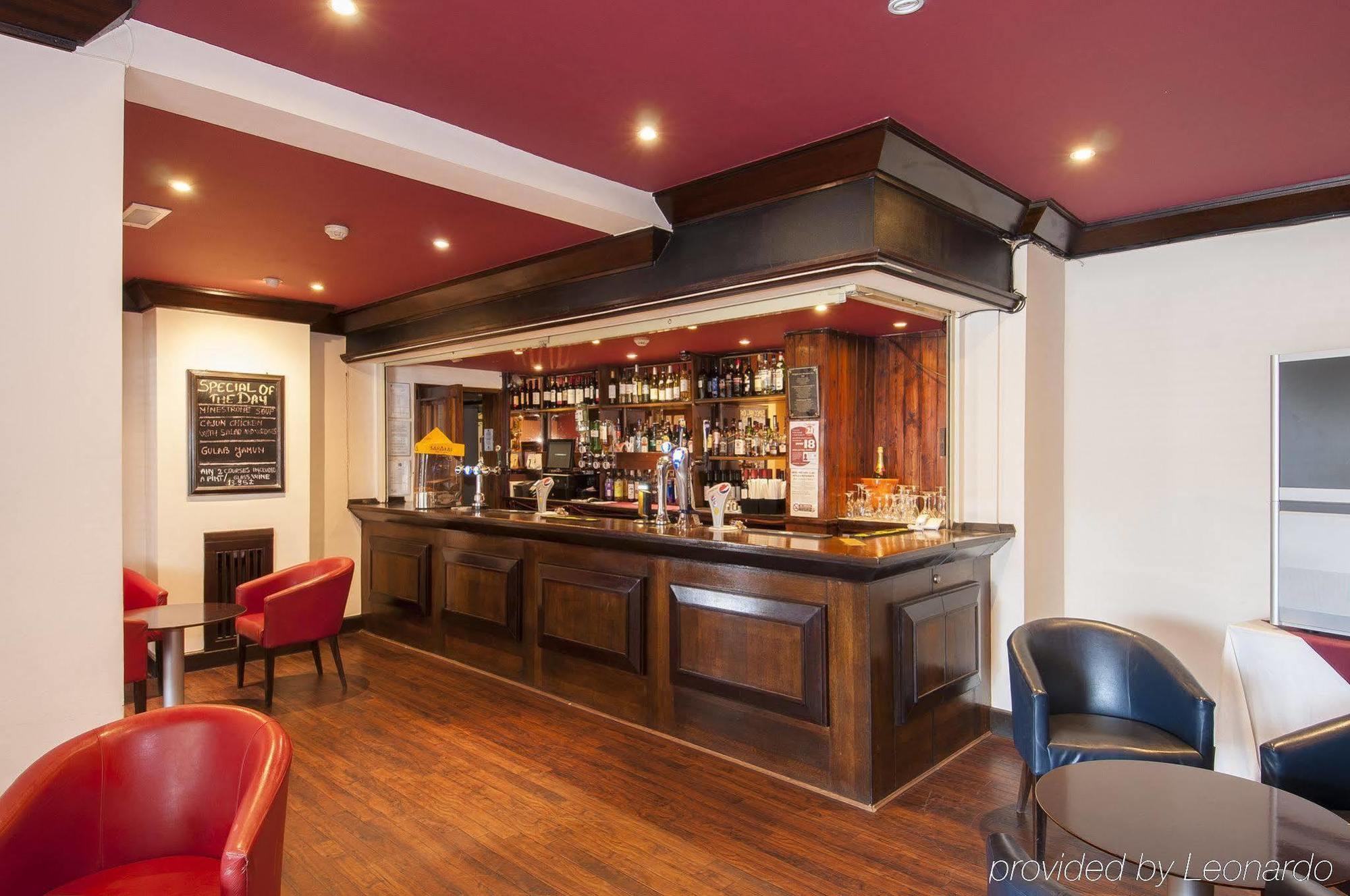 The Bell Hotel Epping Exterior foto