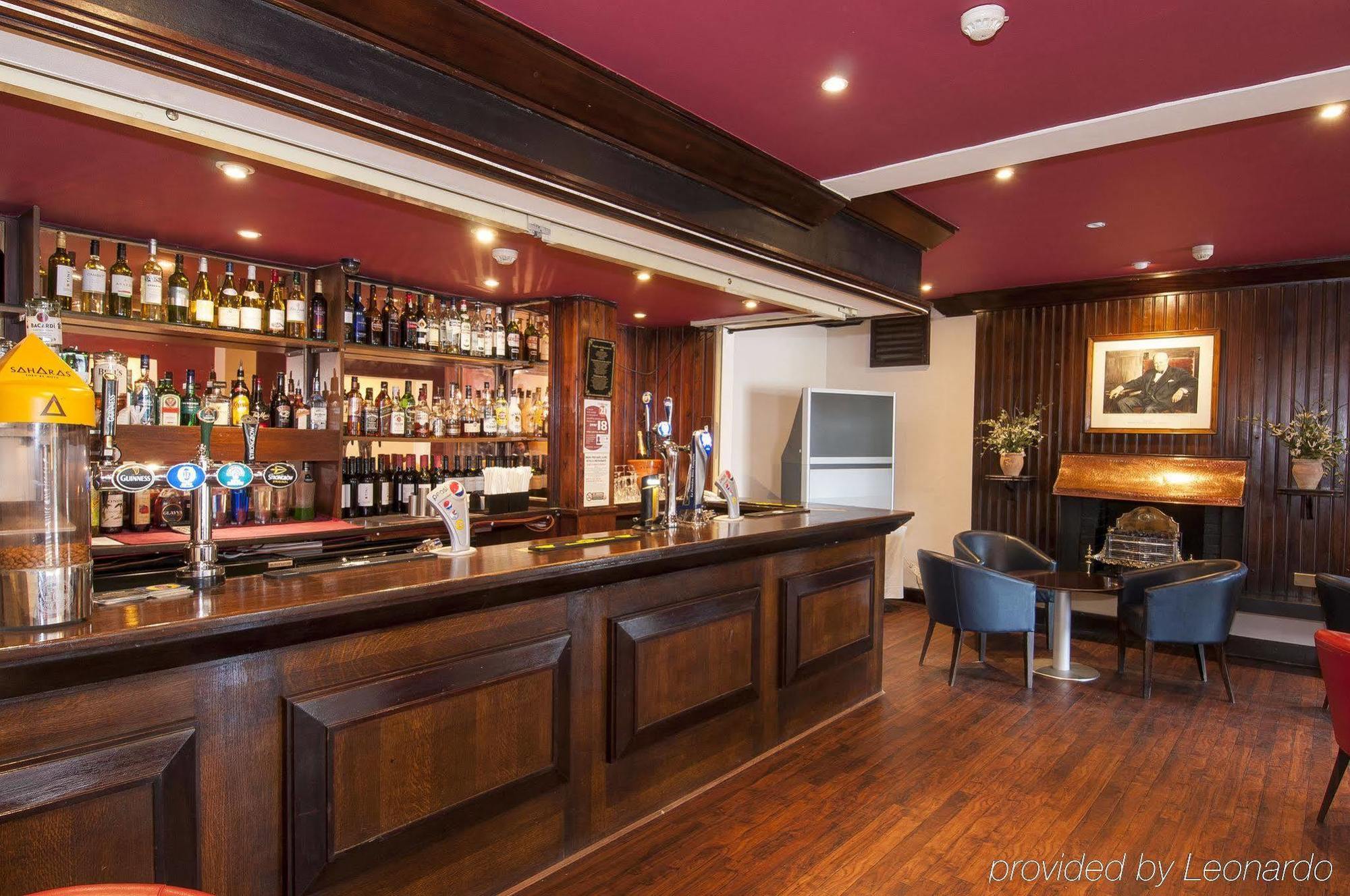 The Bell Hotel Epping Exterior foto